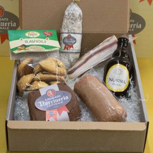 Cesto regalo di Norcia la Fantasia Mini